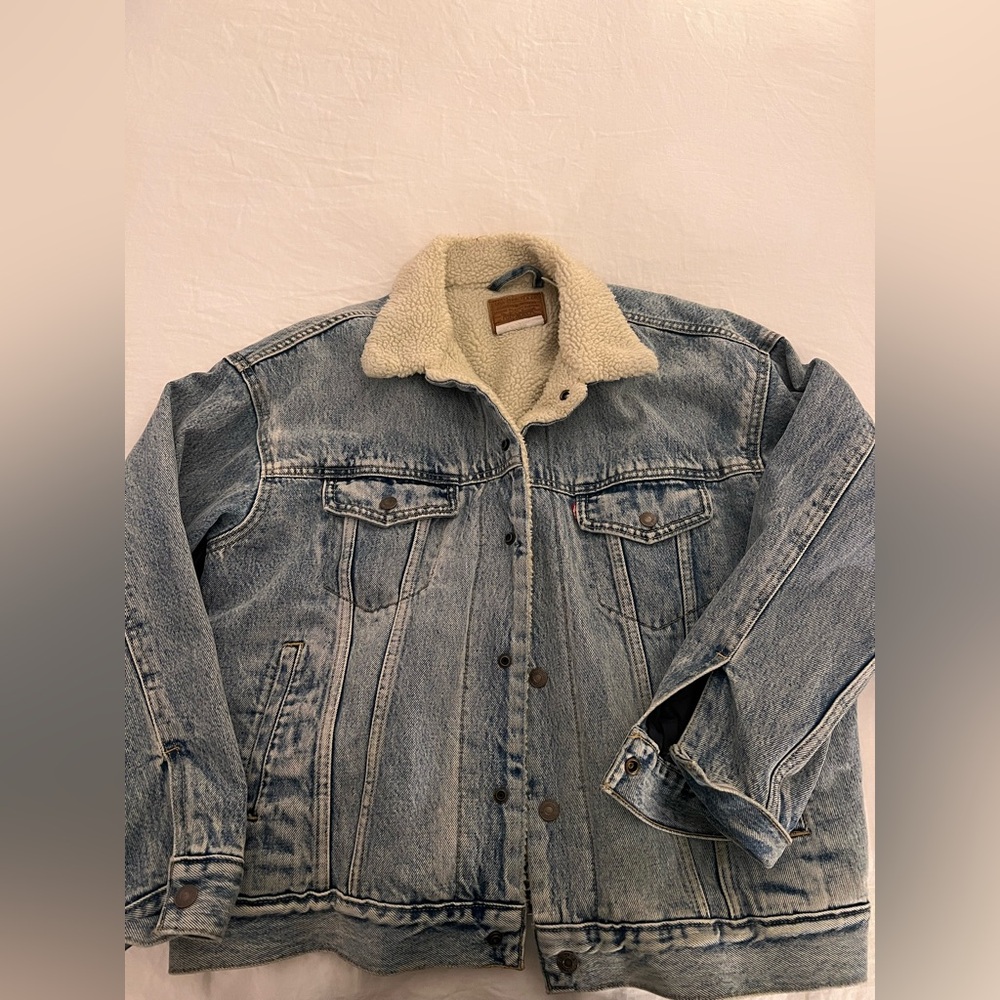 Levi's Blue Denim Jacket with Cream Sherpa Collar